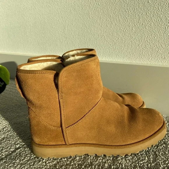 UGG Tan Suede Ankle Boots - Picture 1 of 15